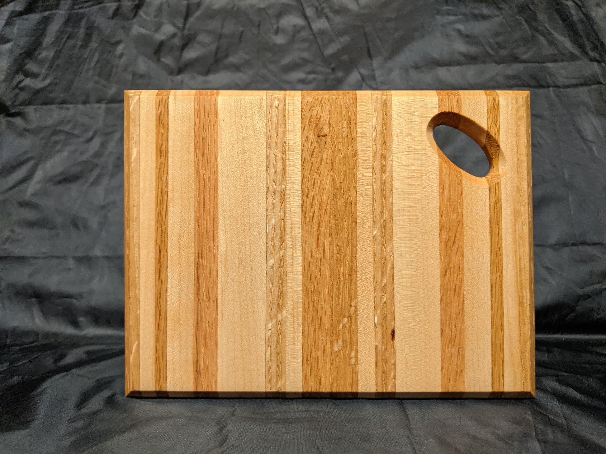 Small Handle Maple Cutting Board